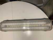 Lampa Philips IK08, IP65