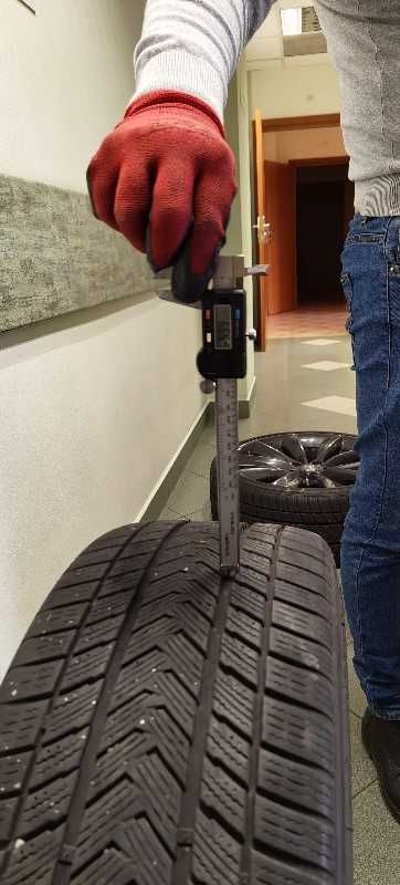 Sprzedam oryginalne alufelgi 21" do Tesli Model S z oponami zimowymi