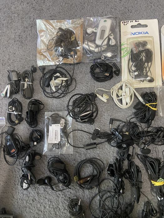 Наушники, USB шнуры