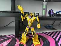 Transformers universe drag strip