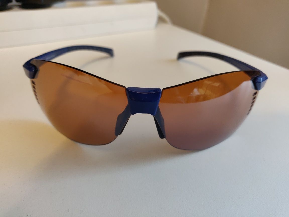 Okulary przeciwsłoneczne Red Bull Racing