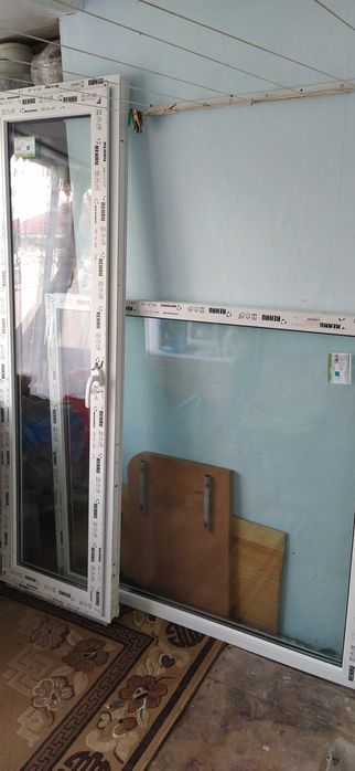 Балконний блок, вікно і двері