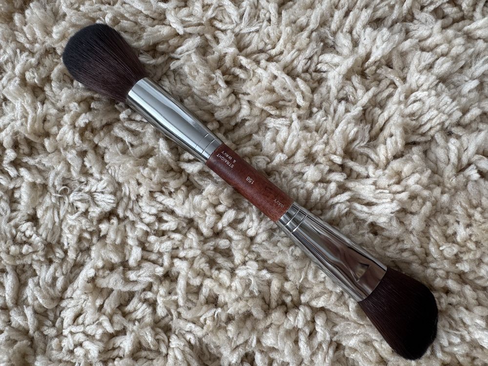 Make Up For Ever pędzel dwustronny 158 do konturowania bronzera różu