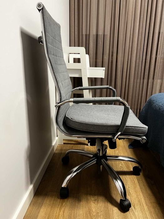 Кресло офисное \ рабочее серое тканевое