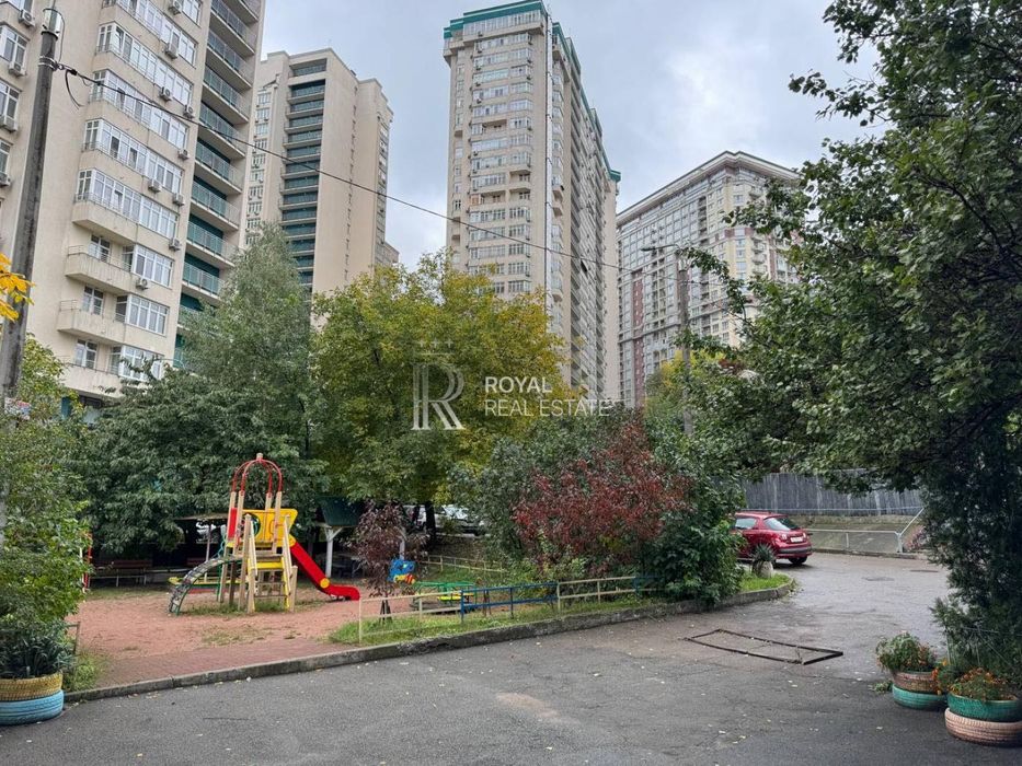 Продаж 2К 59 м2 Квартири Солом'янський з Ремонтом