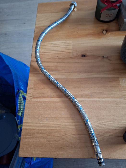 Wąż przyłączeniowy GW3/8x10 L=50cm