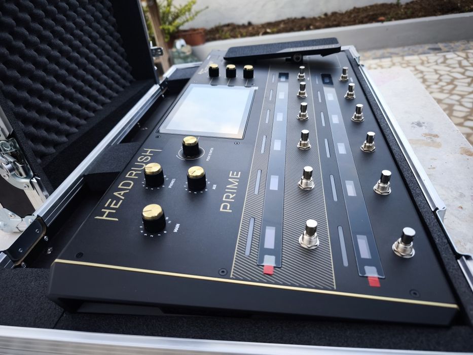 Pedaleira Headrush Prime com case