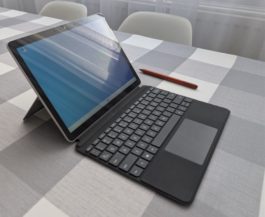 Zestaw Microsoft Surface Go 3 (Pióro, Klawiatura, Karta 250GB)