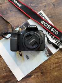 Полупрофесійна камера Canon 60D
