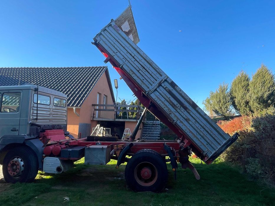 Sprzedam samochód ciężarowy