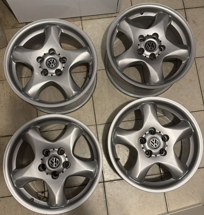 Felgi aluminiowe Volkswagen 8J x 17” 5 x 112 ET 32