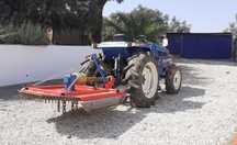 Trator ISEKI 240 25 Cv,  com destroçador  de 1, 20 m, revisão feita.