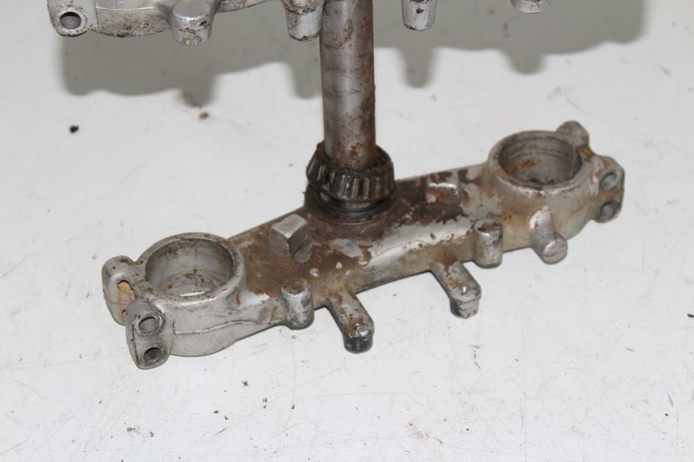 HONDA CRM 125 półki mocowanie lag