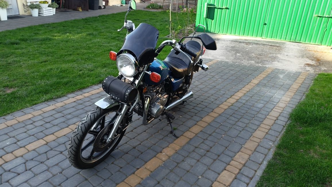 Kawasaki LTD 440