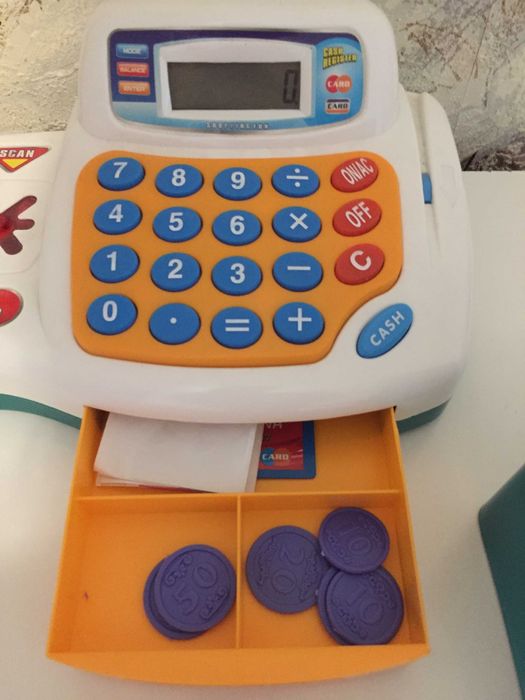 Касса детская. Состояние очень хорошее !