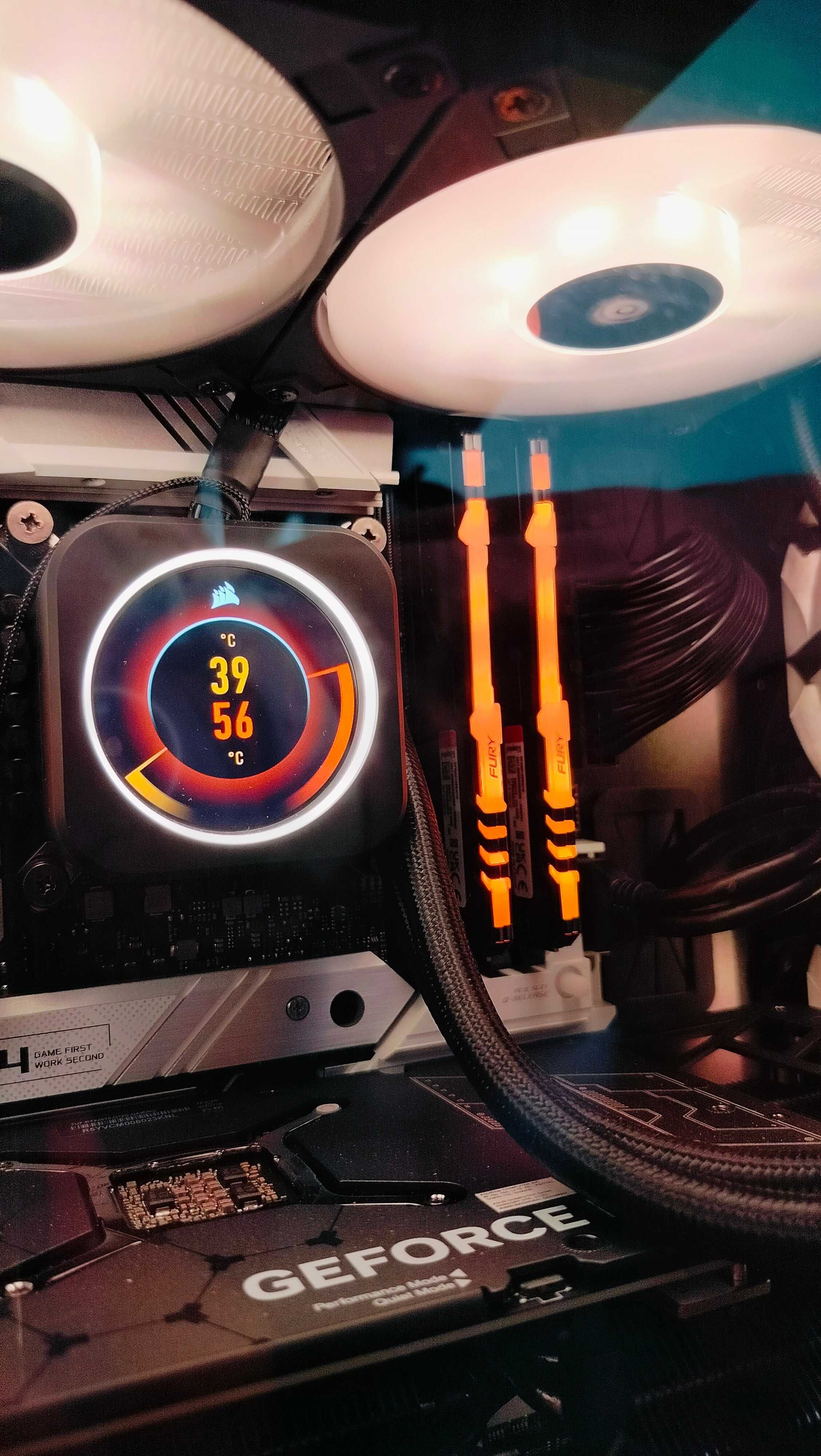 Pamięć RAM KINGSTON FURY KF436C18BBA/16 DDR4-3600 CL18 2x 16GB RGB