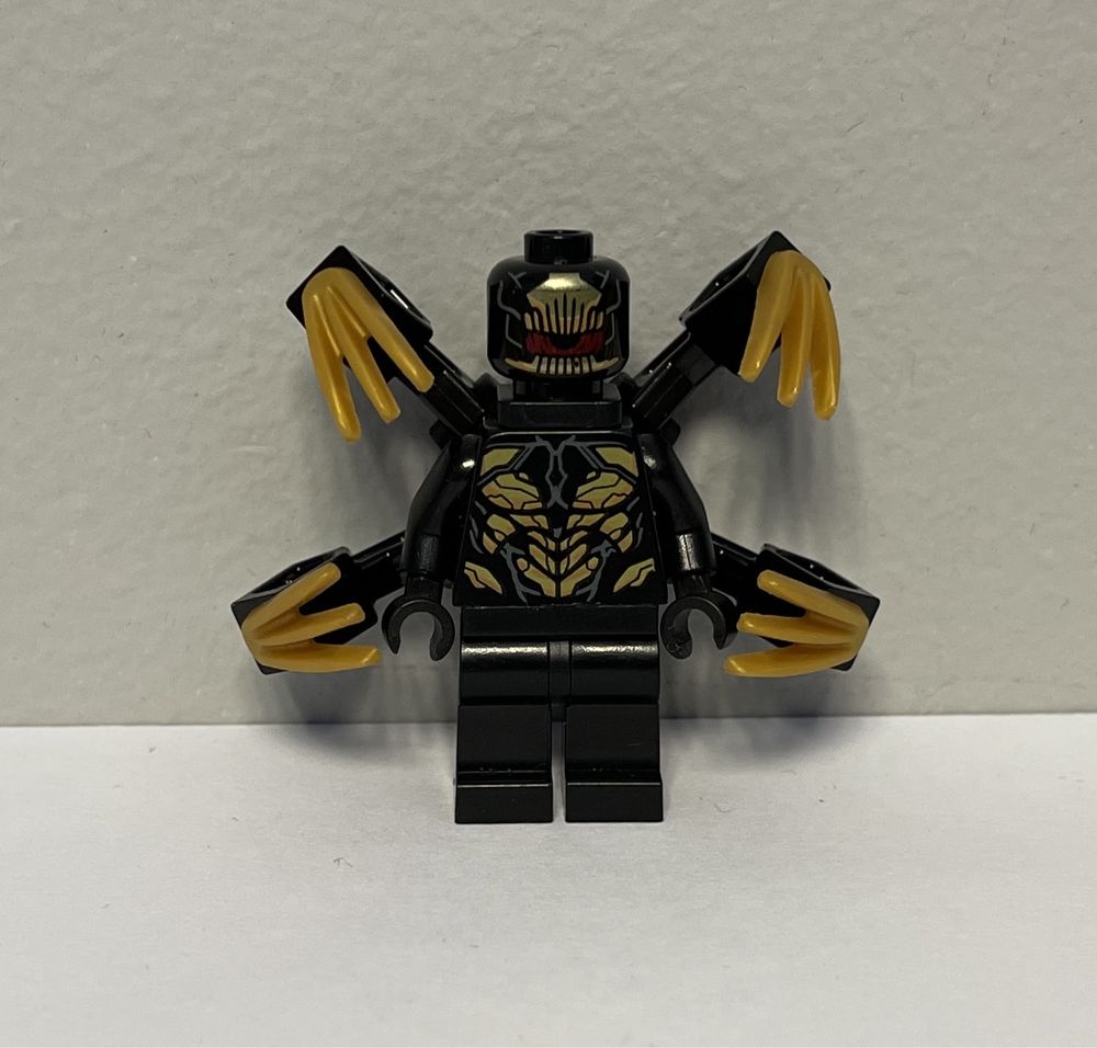LEGO Super Heroes sh561 Outrider figurka 76123