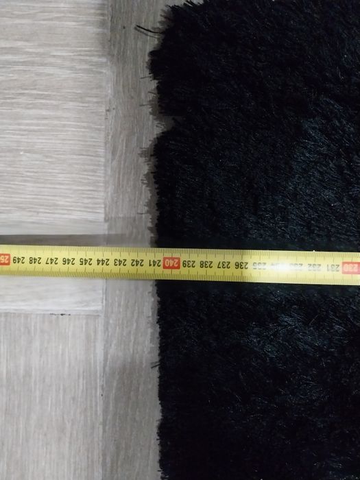 Carpete grande preta