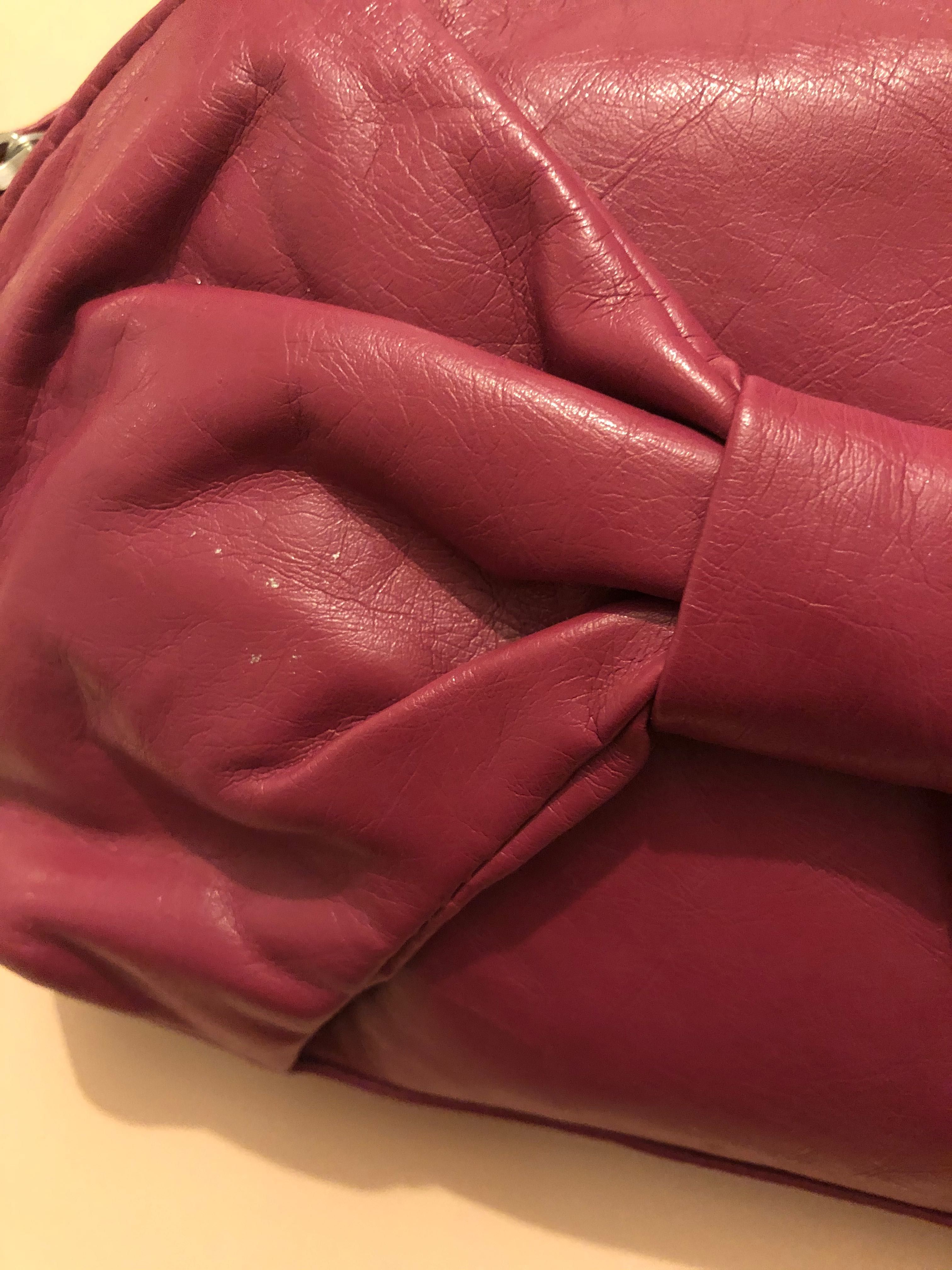Koktajlowa torebka ciemno-różowa