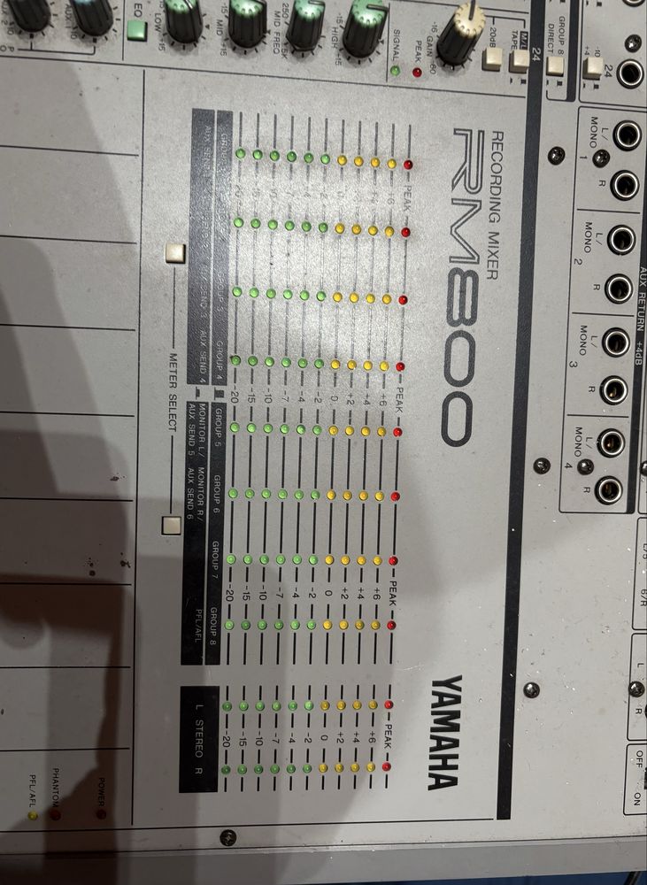 Mesa mistura yamaha