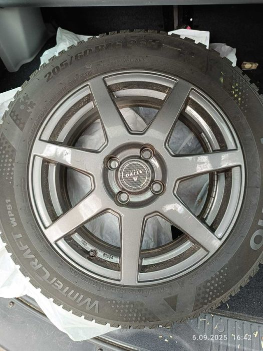 Felgi 16 cali 4 x 100 plus opony zimowe 205/60 r16