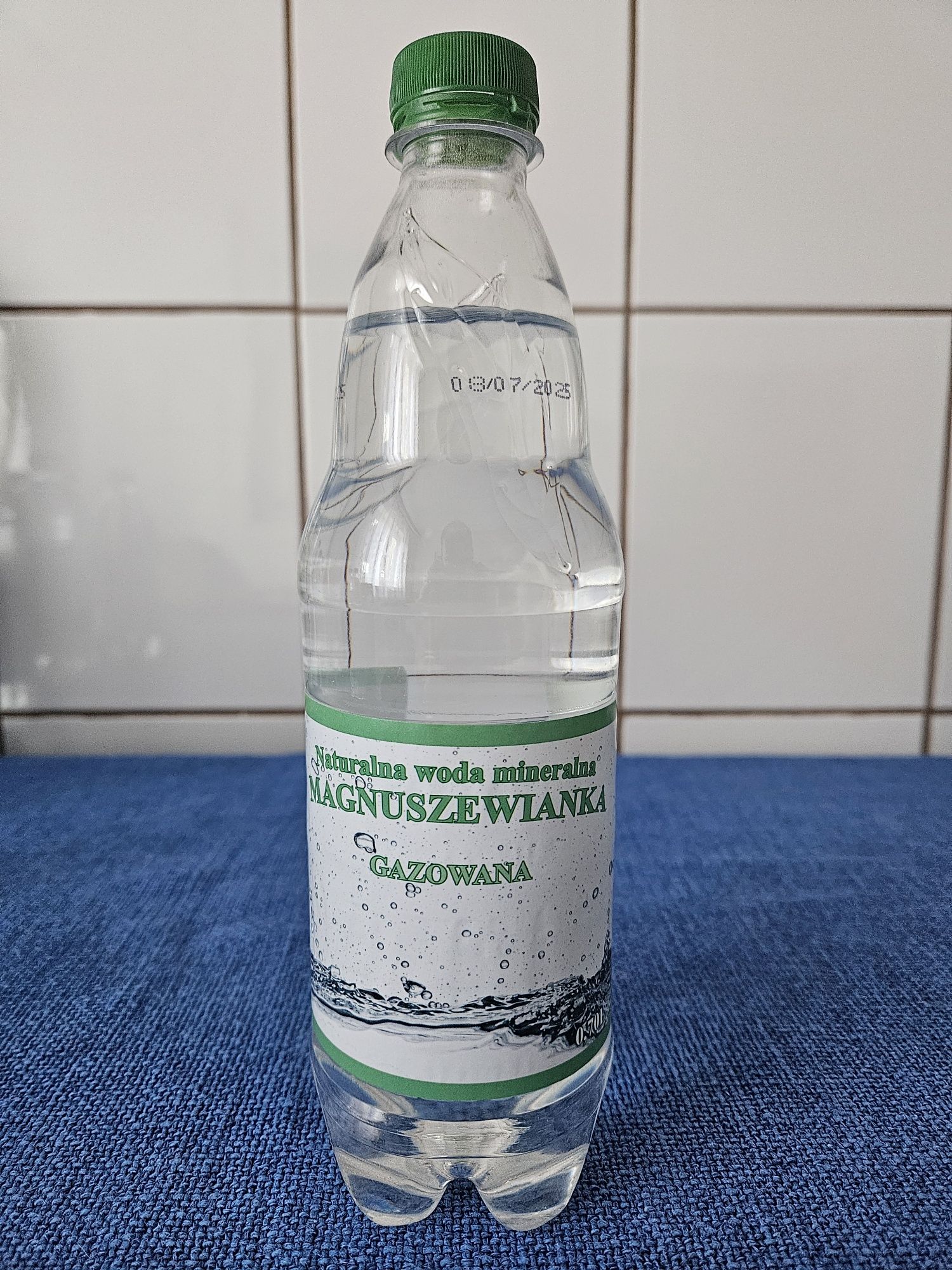 Magnuszewianka - naturalna woda mineralna -  (0.7L)