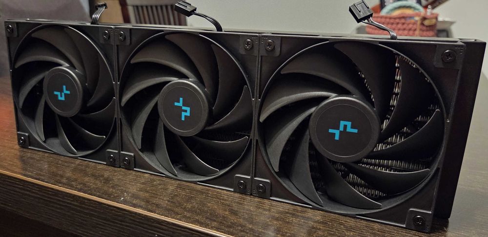 Chłodzenie wodne Deepcool LS720S Zero Dark 3x120mm