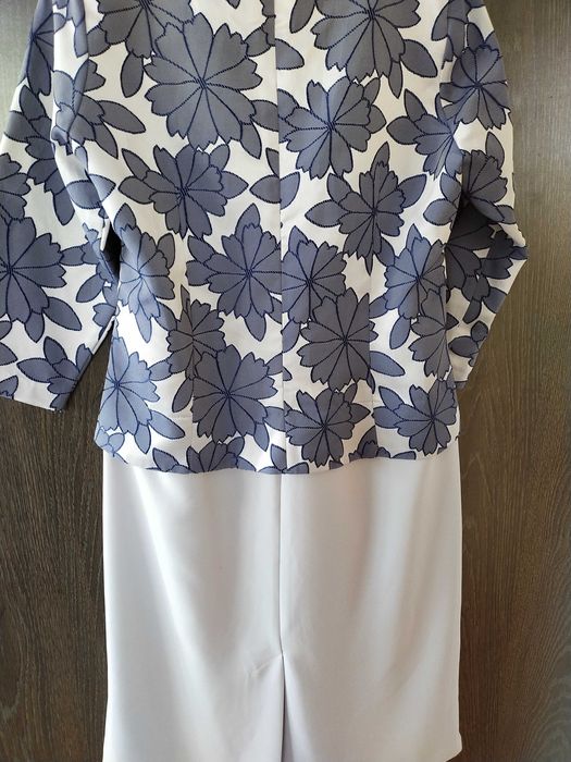 Modna, subtelna sukienka wizytowa r.42