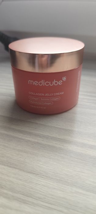 Medicube że z kolagenem