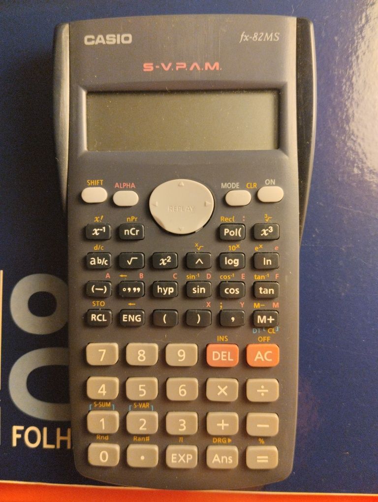 Calculadora Científica CASIO FX-82MS (10 dígitos)