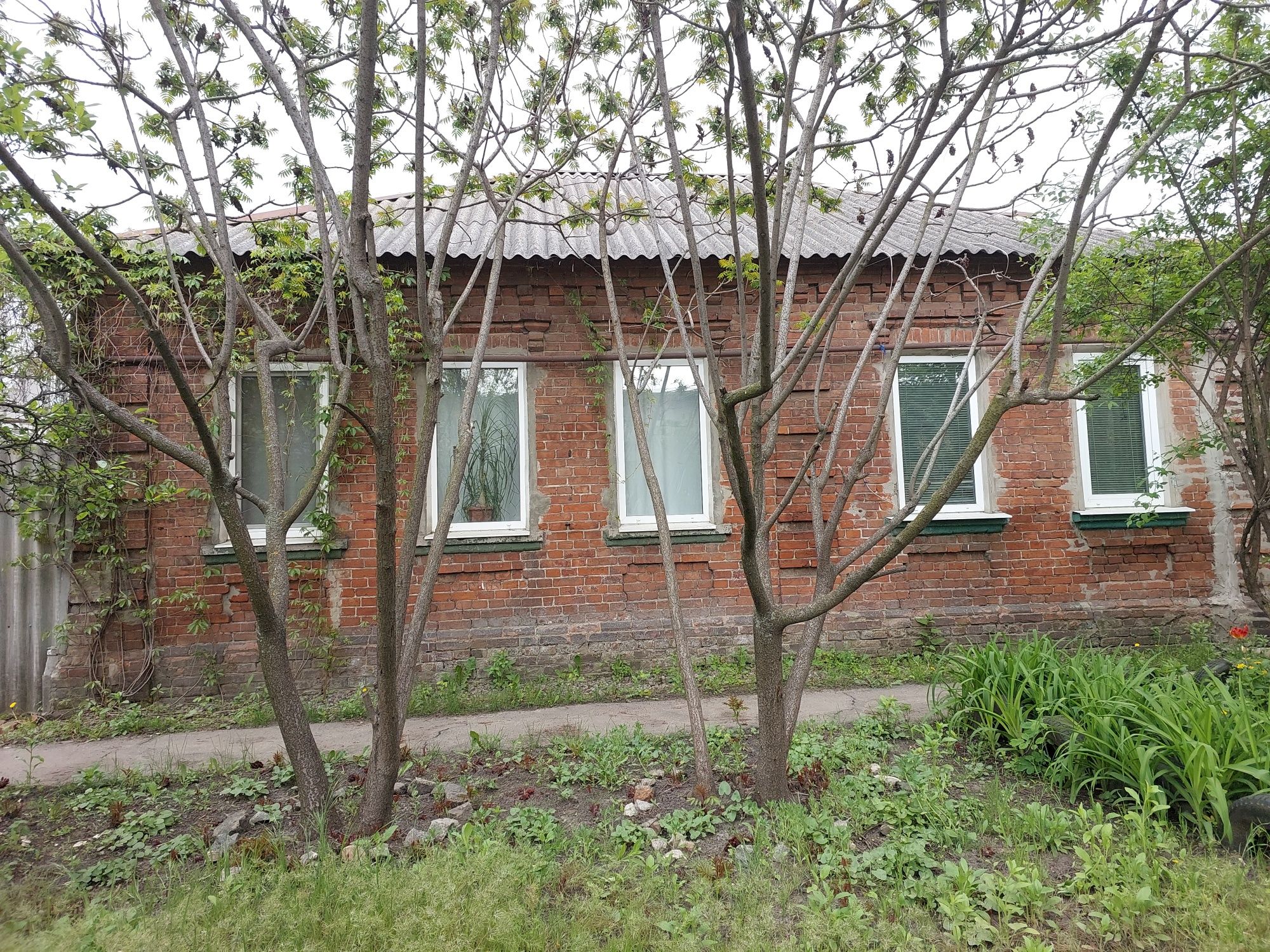 Продам часть дома(2х.кв) в Харькове