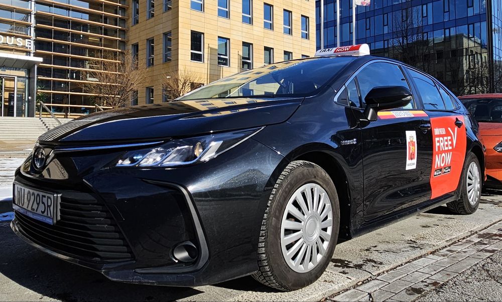 Wynajem aut  TAXI !Toyota Auris,Corolla,hybryda gaz .Uber,bolt,freenow