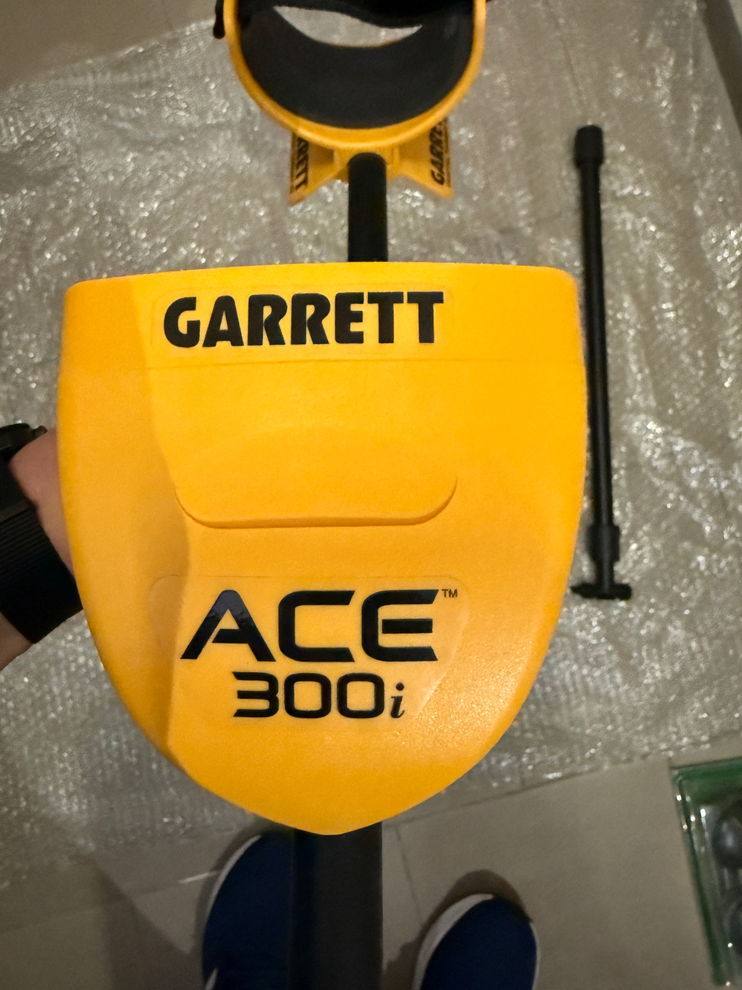 Металошукач Garrett ACE 300i