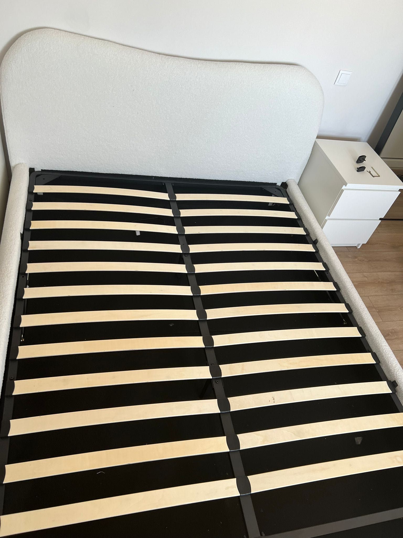 Cama branca de pele de carneiro (Winselet) - MARCA SKLUM