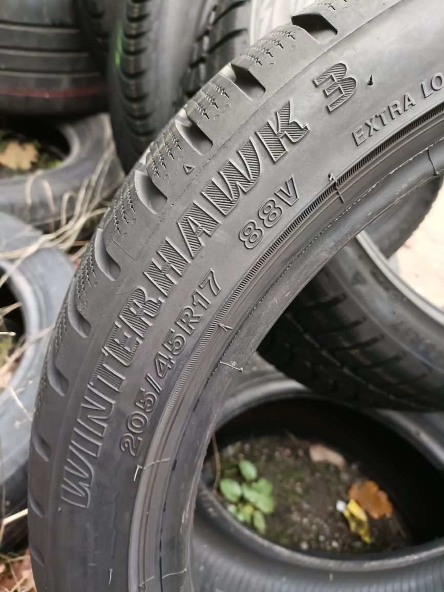 205/45r17 Firestone Winterhowk 3 z 2018r 7.5mm