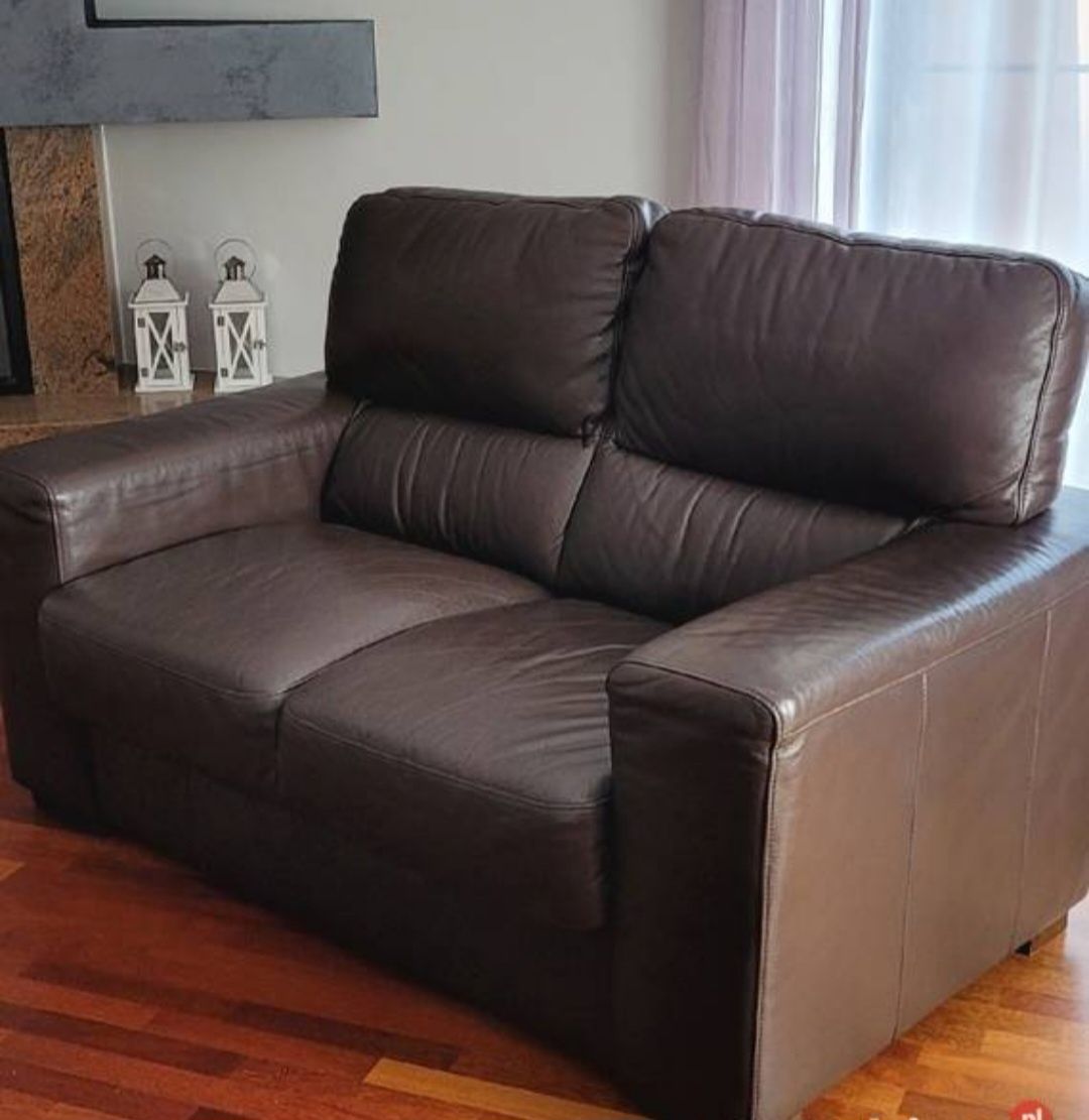 Skorzana sofa 2- osobowa nierozkladana stan idealny