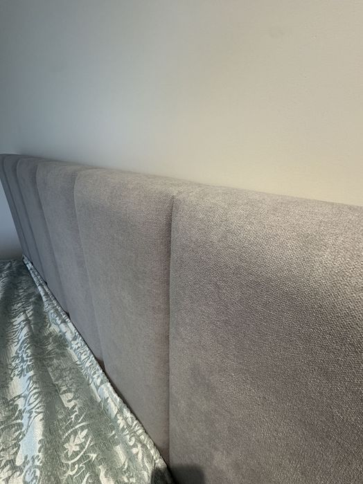 Sommier/Cama 180 cm estofado com arrumação
