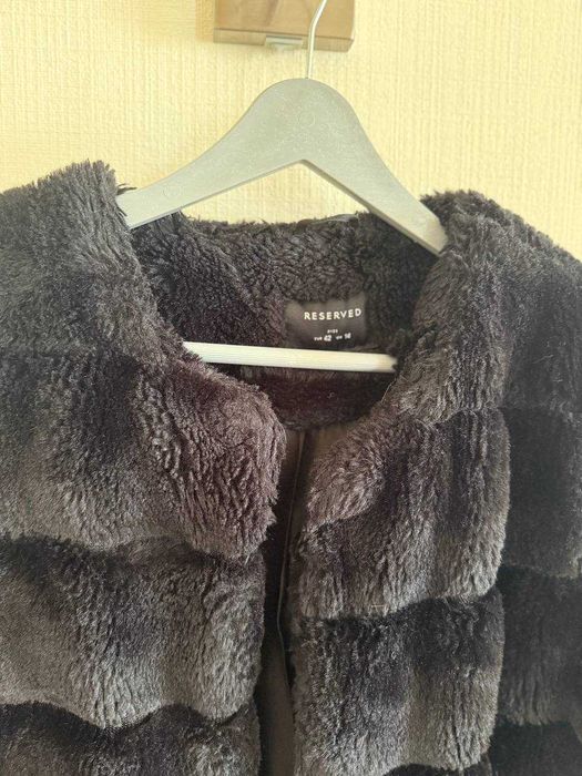 Шуба RESERVED чорна еко хутро