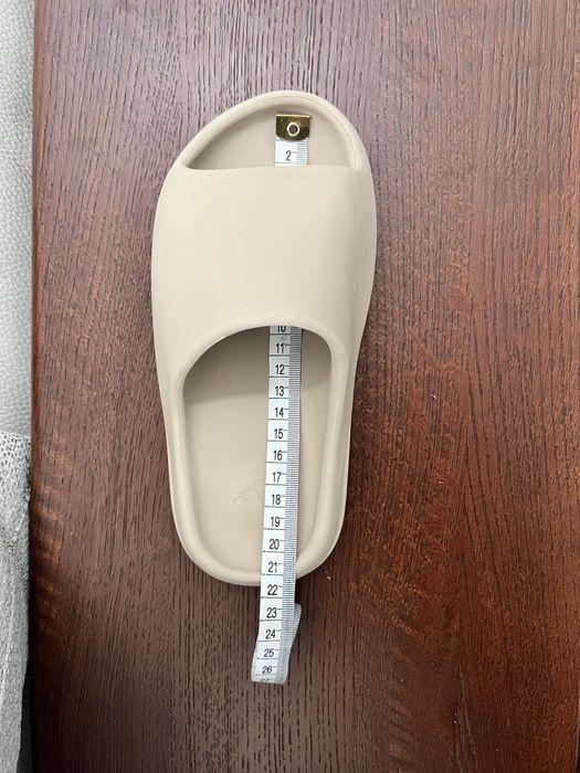 Klapki Yeezy Slide