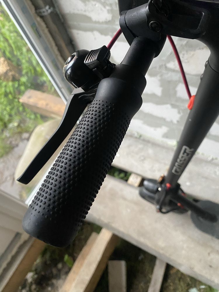 Електросамокат Crosser E9 MAX