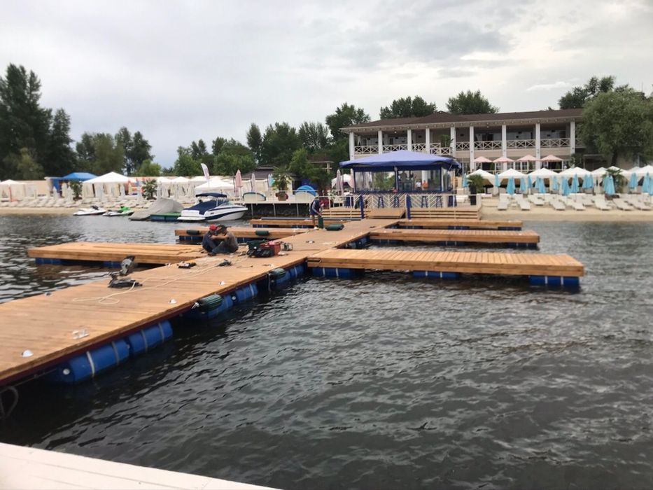 Понтон причальный