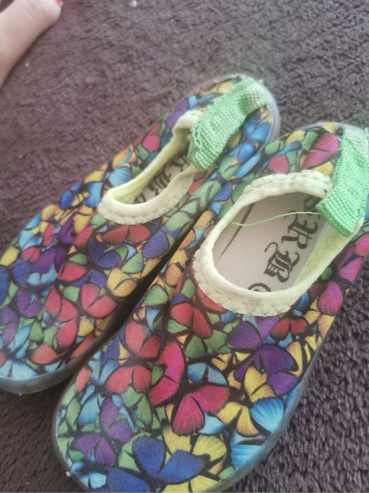 Buty do wody dziecięce rozmiar 23