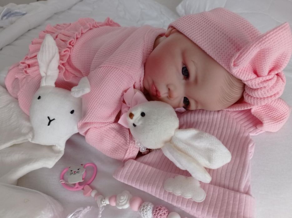 Lalka w typie reborn z wyprawką prezent lala cała winylowa winyl