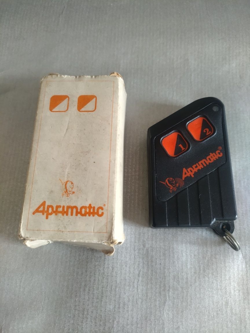 Comando garagem Aprimatic TS2M 306 Mhz