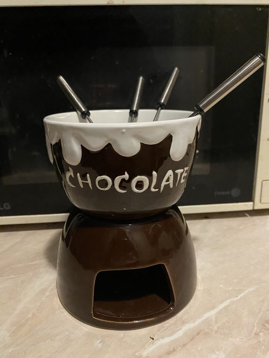 Продаю фондюшницю німецького бренду Butlers