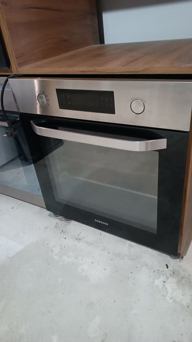 Духовка Bosch, Siemens, Samsung
