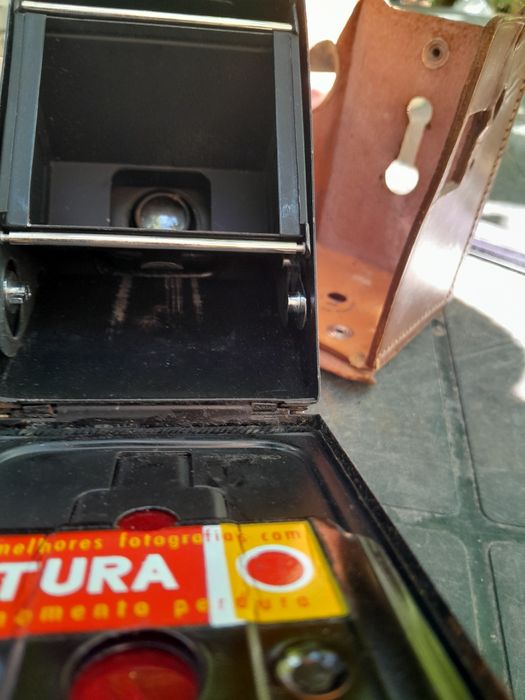 Câmara fotográfica Halina-Viceroy,década de 60, com  bolsa de couro.