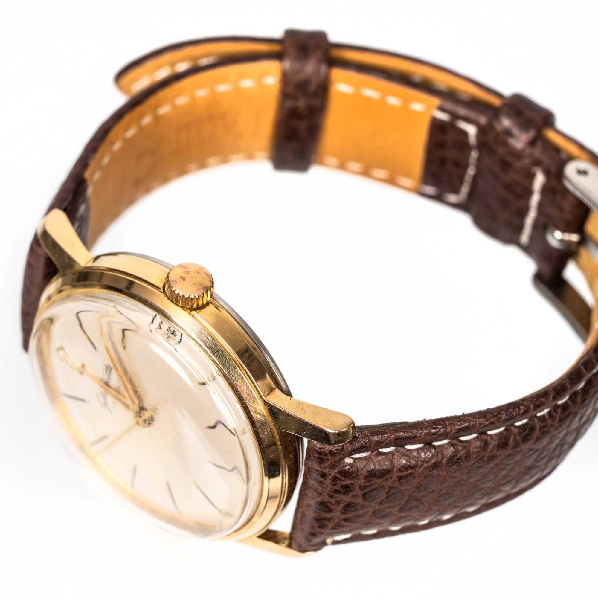 Zegarek GlassHutte 17 Rubis z datownikiem