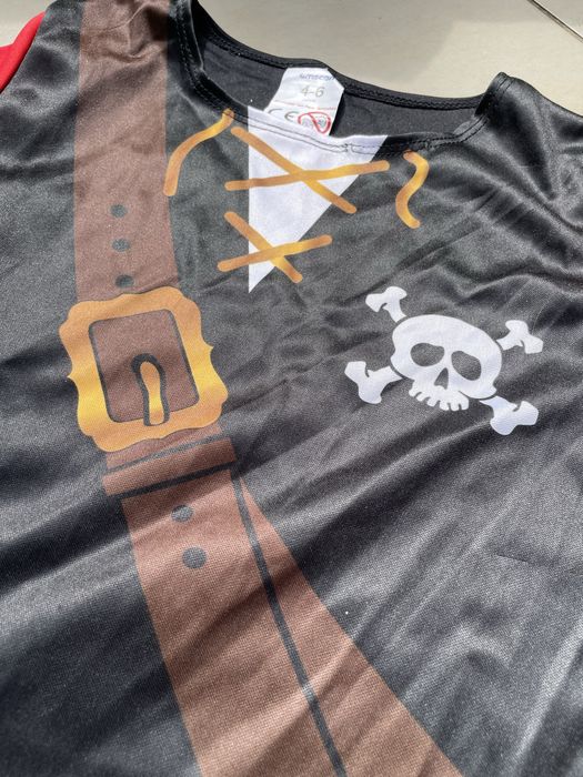 Kostium stroj przebranie roz.4/6 lat Pirat Piraci z karaibow halloween