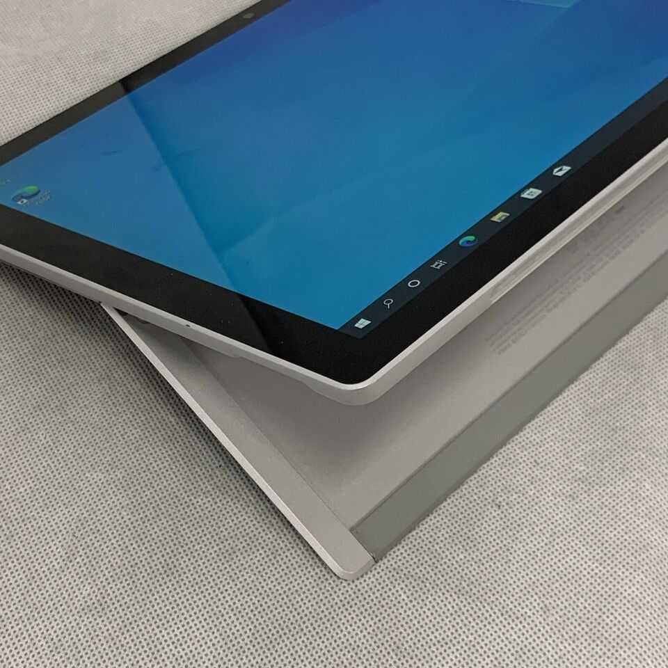 Ноутбук Microsoft Surface Pro 5